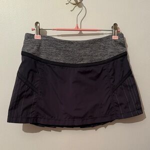 Vintage Lululemon Athletica Black and Gray Skirt